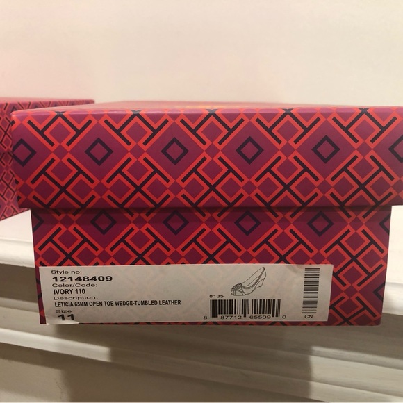 Tory Burch 10.5 Leticia 65mm Open Toe Wedge Ivory Tumbled Leather 12148409 - Picture 8 of 8